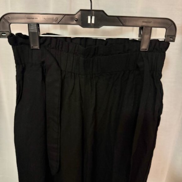 Aakaa Black Wide Leg Pants - Picture 3 of 3